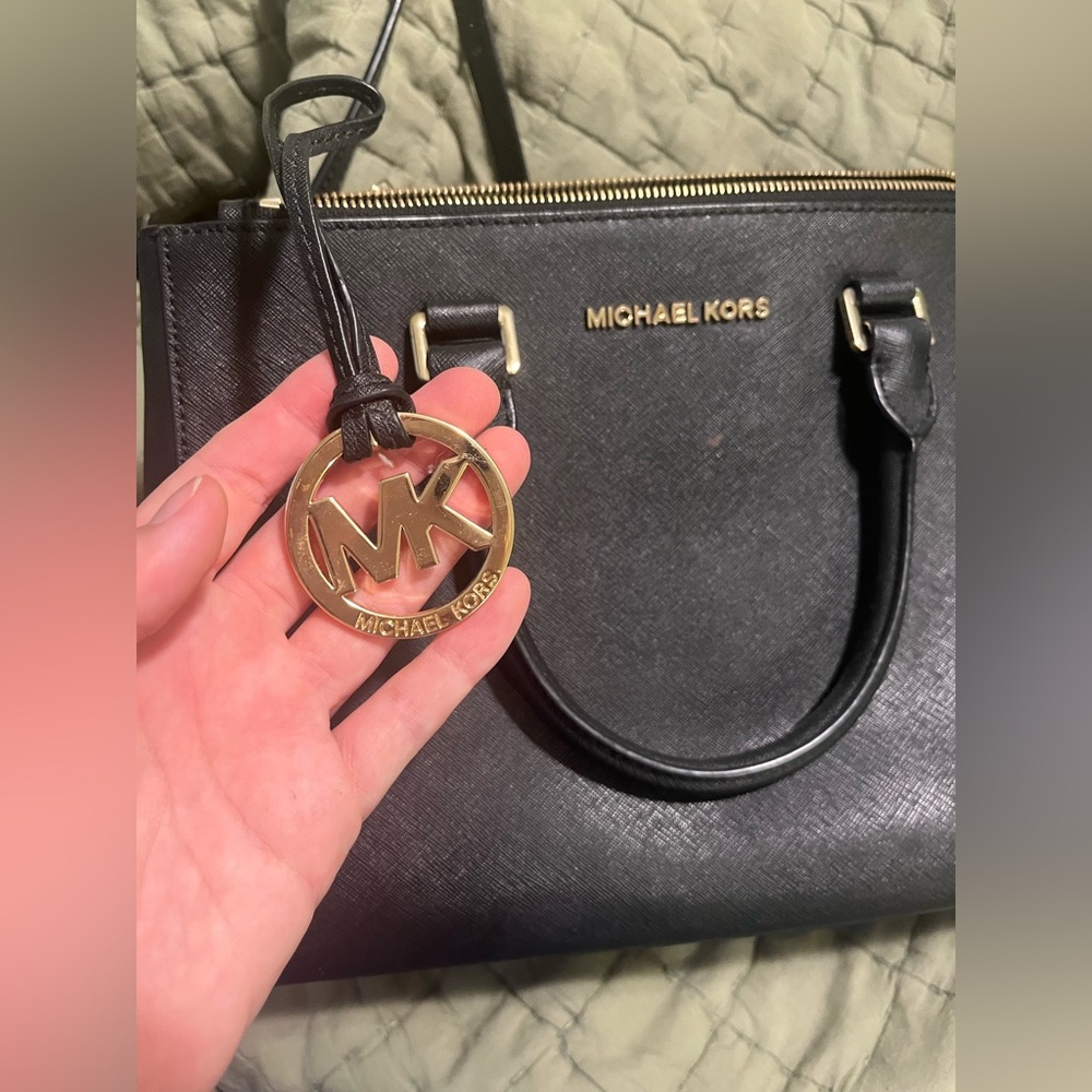Michael Kors Black Sheila Leather Satchel